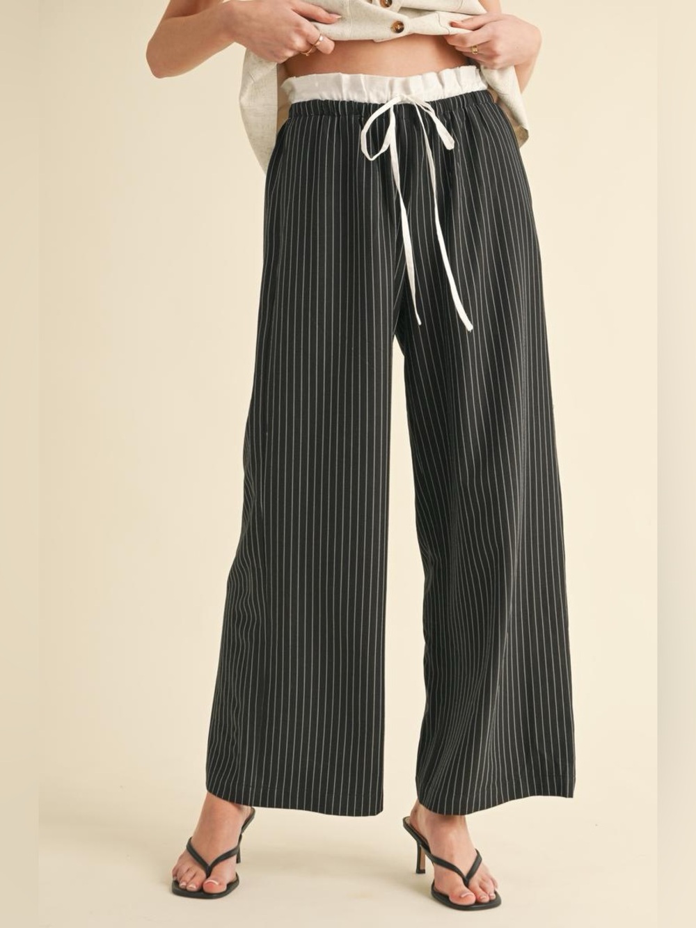 Wide-Leg Pinstripe Drawstring Pants - Black